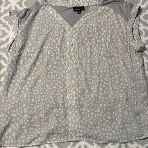 Fortune + Ivy Light Gray Leopard Print Blouse
